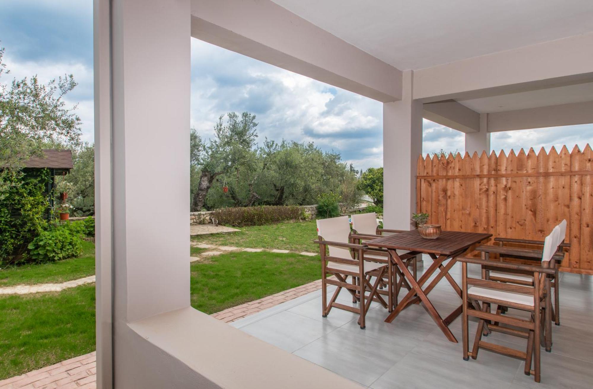 Villa Zoi Méson Yerakaríon Buitenkant foto